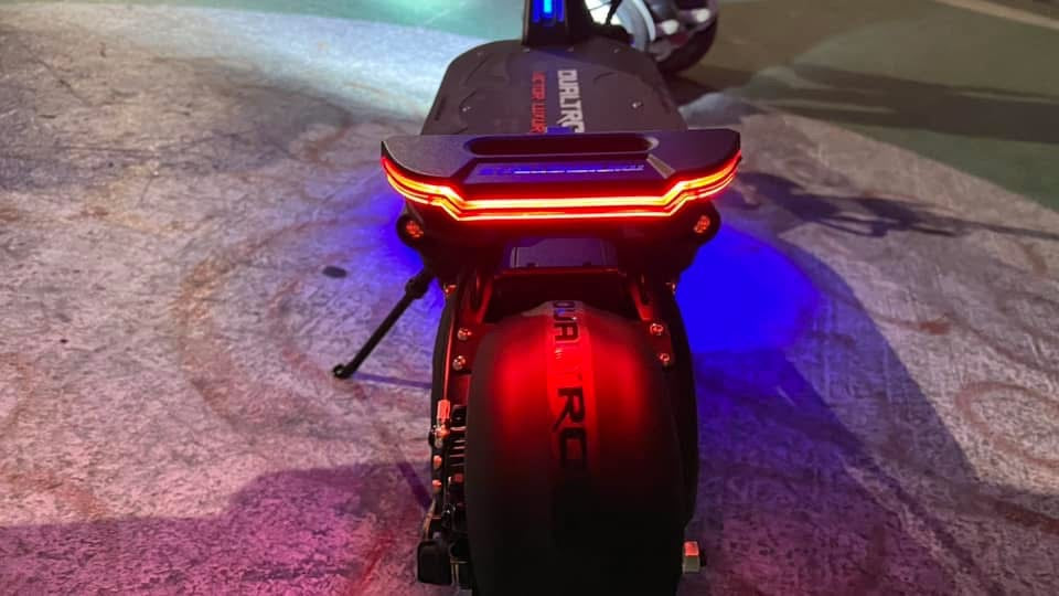 Dualtron Victor Luxury plus 電動滑板車